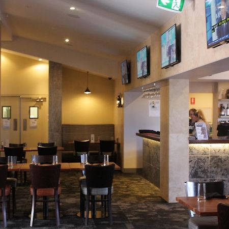 Newman Hotel Экстерьер фото